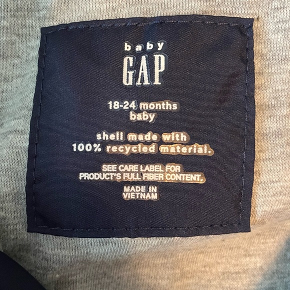 Baby Gap lightweight hooded jacket - Picture 3 of 3